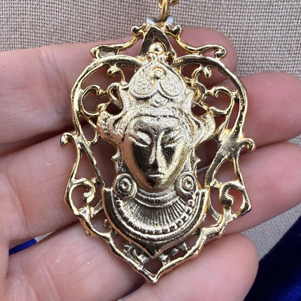 Asian Princess Necklace Gold Tone 24"‎